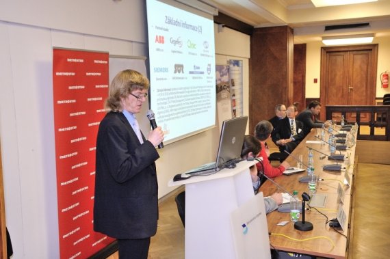 11 Prezentující 1. bloku Jakub Slavíček PROELEKTROTECHNIKY.CZ