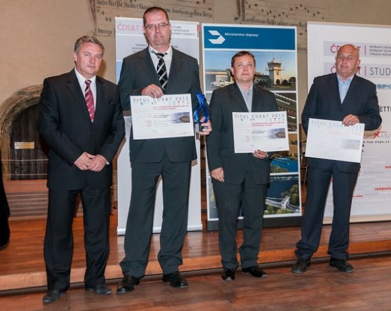 Titul ČDS 2013 z rukou ministra dopravy pro SKANSKA