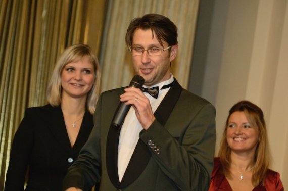 moderator vecera   p. hanzlik