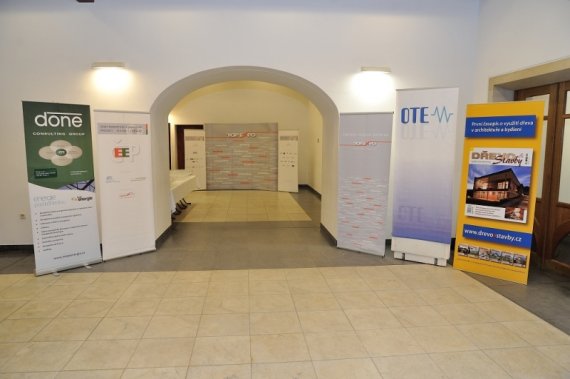 partneři