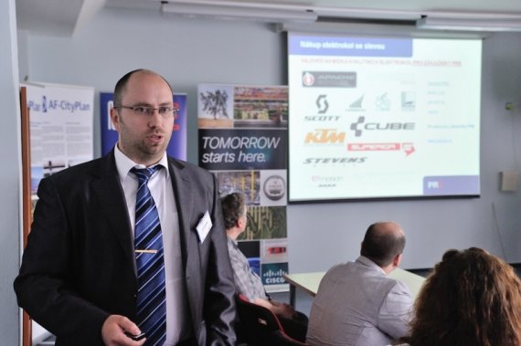 Lukáš Kadula, energetický poradce, Pražská energetika, a.s. během své prezentace II.