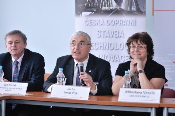 Jiří Bis, člen Výboru pro hospodářství, zemědělství a dopravu, Senát PČR při slavnostním zahájení