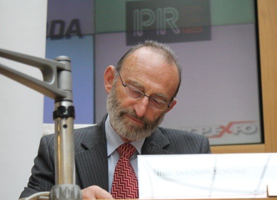 02 Jaromír Schling, předsedající 2. bloku