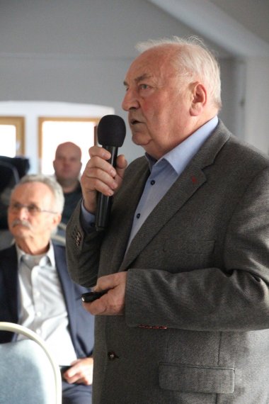 16 ing jan sochurek behem prezentace