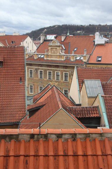 24  pohled na prahu ze salu architektu