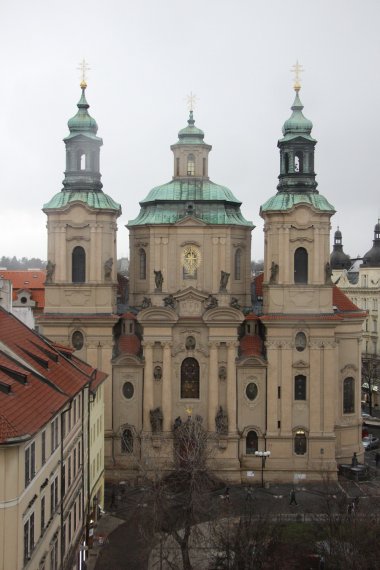 25  pohled na prahu ze salu architektu