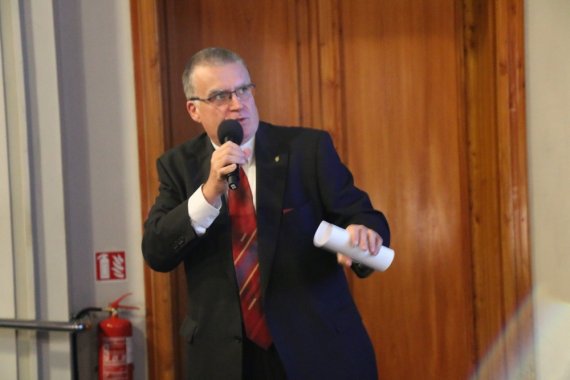 11 diskuse k tematu zdenek zak