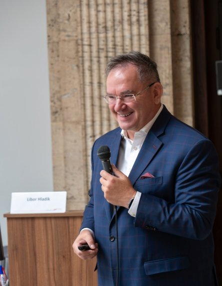 18 Libor Hladík - diskusní fórum