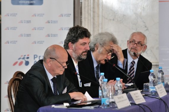 Panelisté druhého bloku