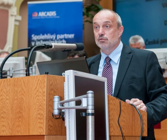 Petr Bratský, senátor PČR