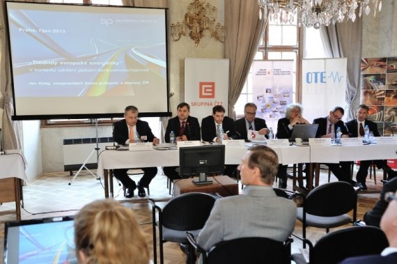 1. blok konference 4. tee