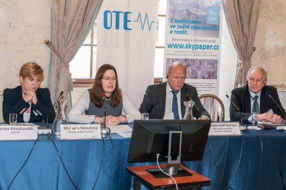 Lenka Kovačovská, Michaela Nimeřická, Jostein Dahl Karlsen a Tomasz Szmuc