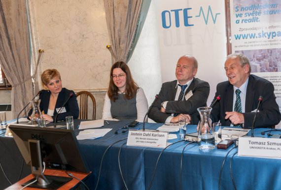 Lenka Kovačovská, Michaela Nimeřická, Jostein Dahl Karlsen a Tomasz Szmuc