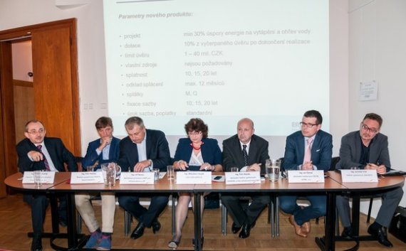 zleva: Ladislav Dvořák (ČS), Petr Palička (PENTA), Jiří Nouza (HMP), Miloslava Veselá (TOP EXPO), Petr Klauda (SIEMENS), Jan Šámal (KONE), Jaroslav Vích (ENVIROS)