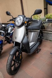 54 elektricky skutr torrot