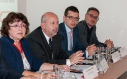 Miloslava Veselá (TOP EXPO), Petr Klauda (SIEMENS), Jan Šámal (KONE), Jaroslav Vích (ENVIROS)