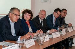 ukončení TK - Jiří Nouza (HMP) a Miloslava Veselá (TOP EXPO)